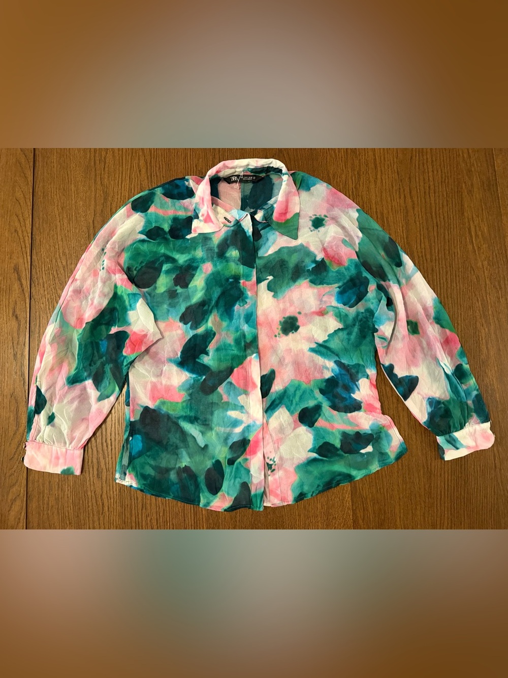 EUC Zara Pink & Teal Watercolor Button-Up Shirt